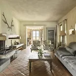 Amato Villa